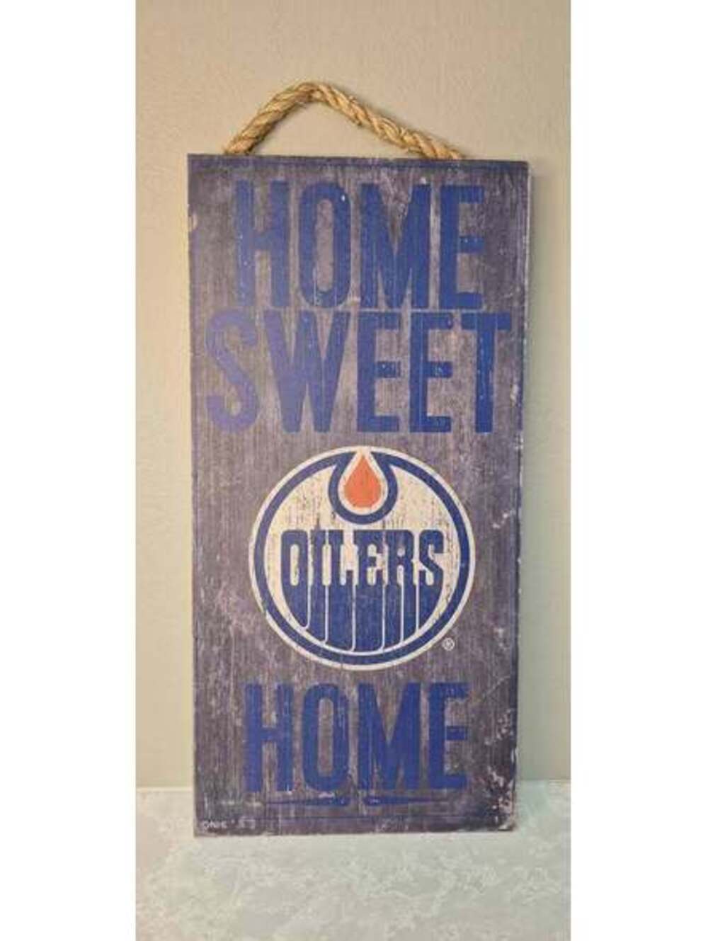 Edmonton Oilers "Home Sweet Home" Rustic Wooden Wall Sign